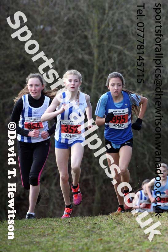 Girls under-15s North Eastern Cross Country, Aykley Heads, Durham. Photo: David T. Hewitson/Sports for All Pics